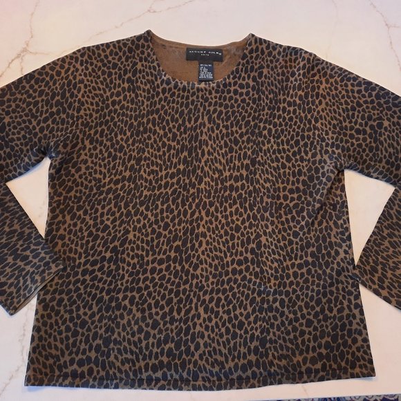 Animal print sweaters! - Picture 2 of 10